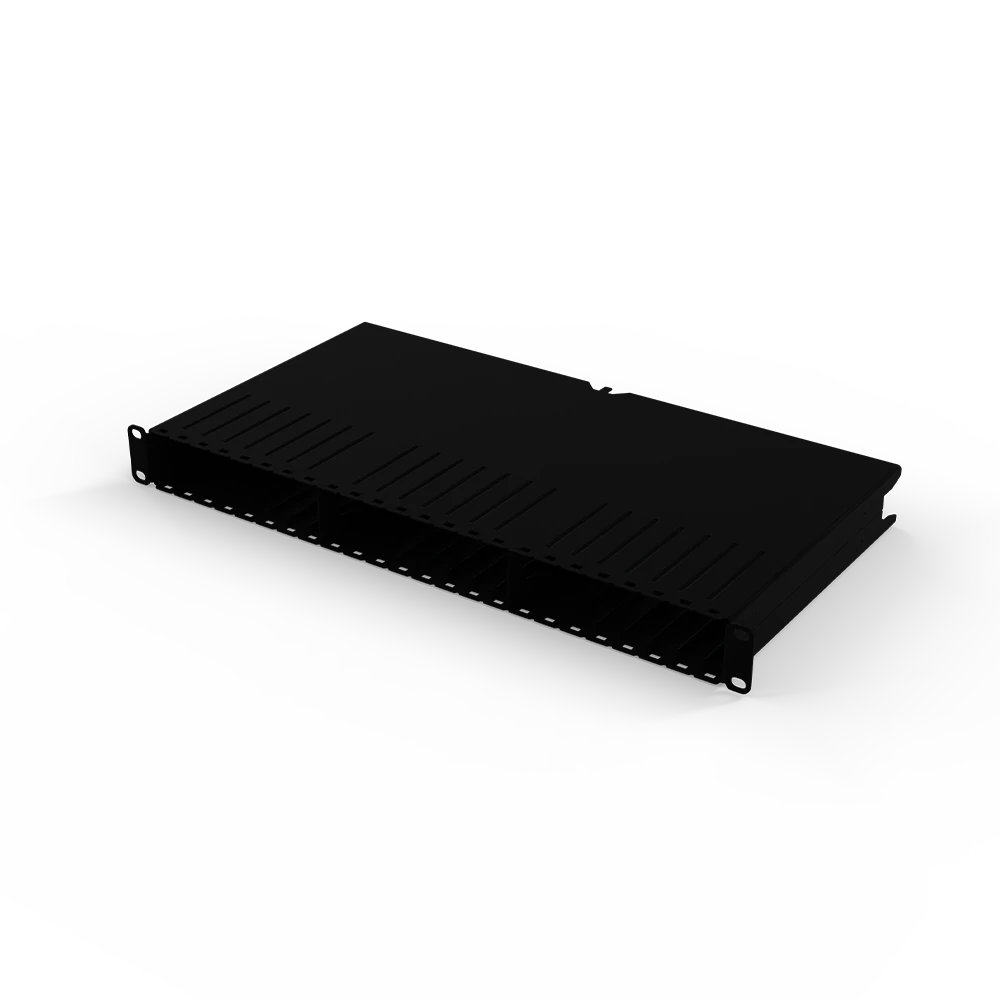 Κενό μαύρο patchbox.one που χωράει 24 ανασυρόμενες κασέτες Cat.6a οπτικών ινών για καθαρή διαχείριση καλωδίων.